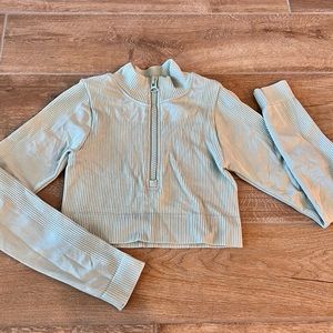 Forever 21 Crop Slip Over Jacket Size S